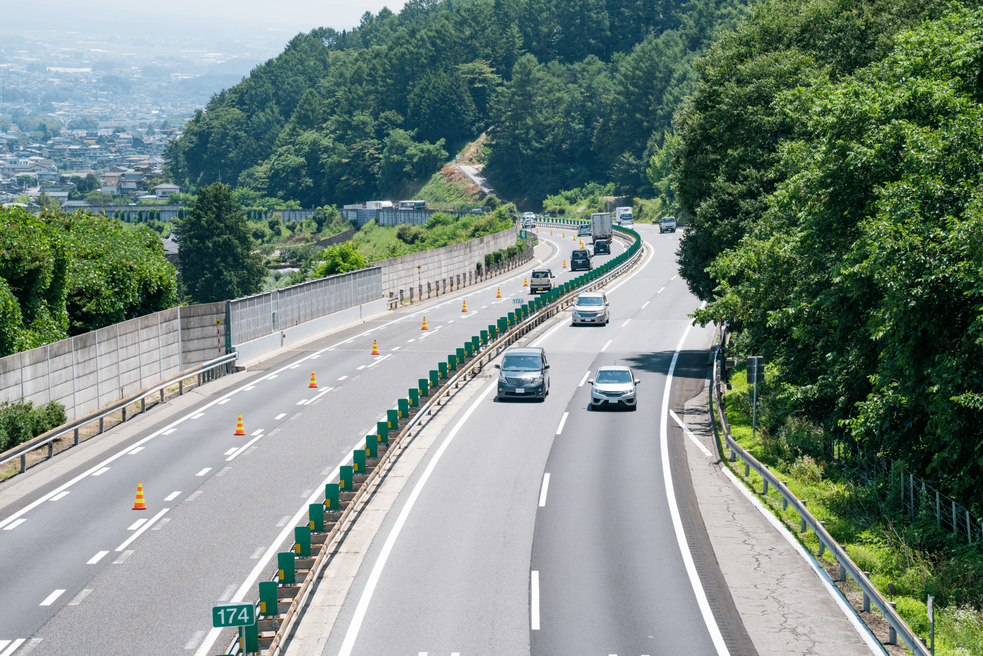 安全・円滑・快適な道づくりを目指して - 1