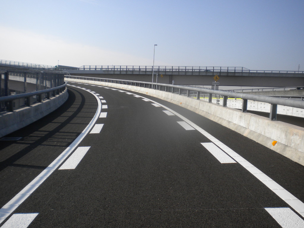 東名阪自動車道